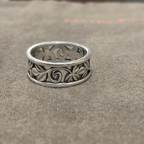 James Avery Jewelry Retired James Avery Vines Band Ring Poshmark